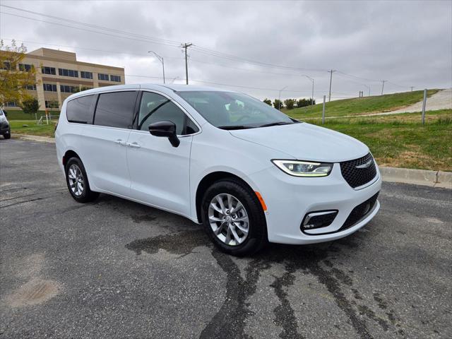 2026 Chrysler Pacifica PACIFICA SELECT AWD 2026 Chrysler Pacifica PACIFICA SELECT AWD