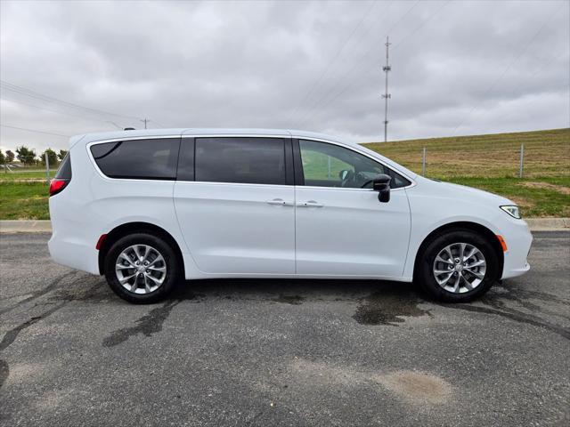 2026 Chrysler Pacifica PACIFICA SELECT AWD 2026 Chrysler Pacifica PACIFICA SELECT AWD