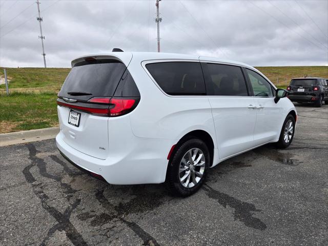 2026 Chrysler Pacifica PACIFICA SELECT AWD 2026 Chrysler Pacifica PACIFICA SELECT AWD