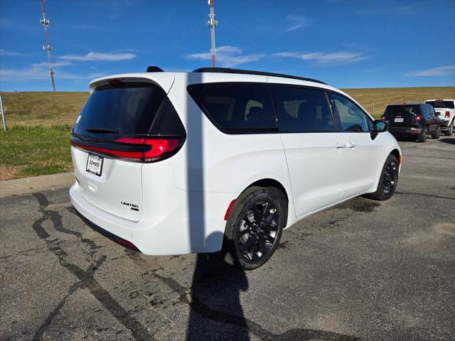 2026 Chrysler Pacifica PACIFICA LIMITED AWD