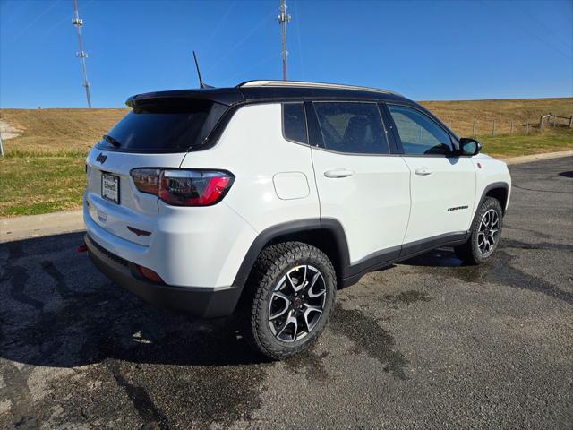 2026 Jeep Compass COMPASS TRAILHAWK 4X4