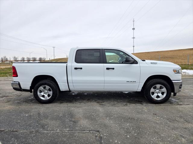 2025 RAM Ram 1500 RAM 1500 BIG HORN CREW CAB 4X4 57 BOX