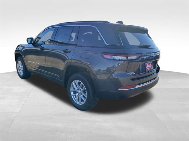 2025 Jeep Grand Cherokee GRAND CHEROKEE LAREDO X 4X4 2025 Jeep Grand Cherokee GRAND CHEROKEE LAREDO X 4X4