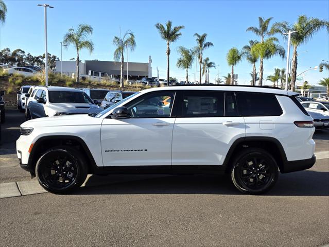 2025 Jeep Grand Cherokee GRAND CHEROKEE L ALTITUDE 4X2 2025 Jeep Grand Cherokee GRAND CHEROKEE L ALTITUDE 4X2