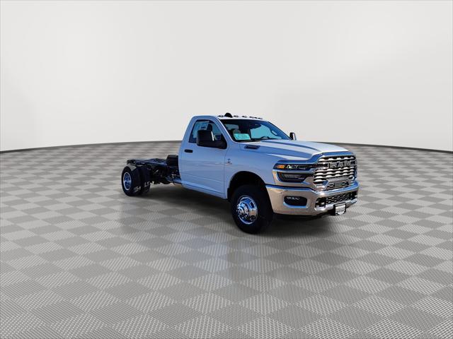 2026 RAM Ram 3500 Chassis Cab RAM 3500 TRADESMAN CHASSIS REGULAR CAB 4X4 84 CA