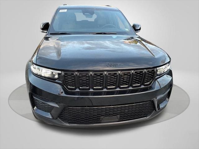 2025 Jeep Grand Cherokee GRAND CHEROKEE ALTITUDE 4X2