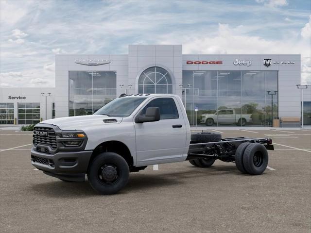 2026 RAM 3500 Chassis RAM 3500 TRADESMAN CHASSIS REGULAR CAB 4X4 84 CA