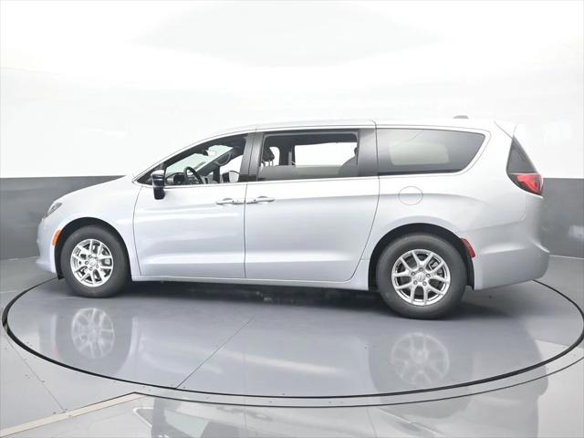 2026 Chrysler Voyager VOYAGER LX