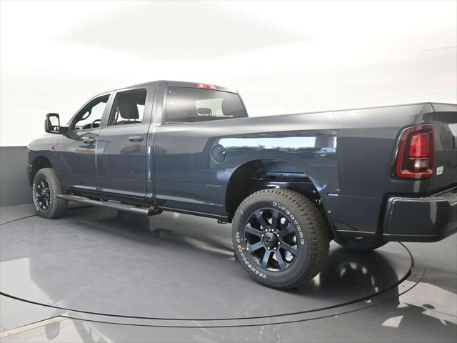2026 RAM Ram 2500 RAM 2500 BLACK EXPRESS CREW CAB 4X4 8 BOX