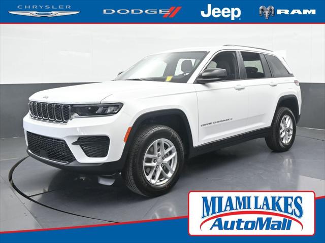 2025 Jeep Grand Cherokee GRAND CHEROKEE LAREDO X 4X2