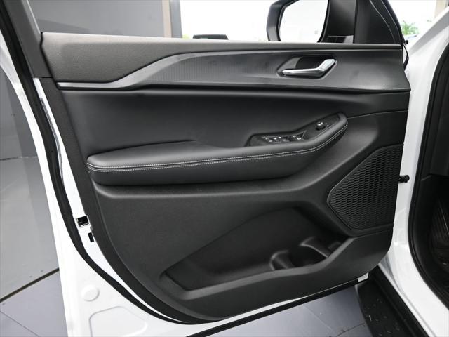 2025 Jeep Grand Cherokee GRAND CHEROKEE LAREDO 4X2 2025 Jeep Grand Cherokee GRAND CHEROKEE LAREDO 4X2