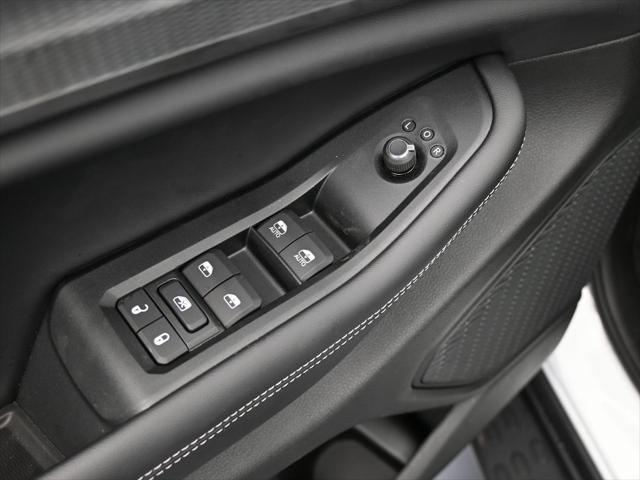 2025 Jeep Grand Cherokee GRAND CHEROKEE LAREDO 4X2 2025 Jeep Grand Cherokee GRAND CHEROKEE LAREDO 4X2