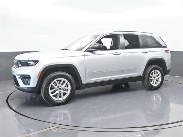2025 Jeep Grand Cherokee GRAND CHEROKEE LAREDO X 4X2