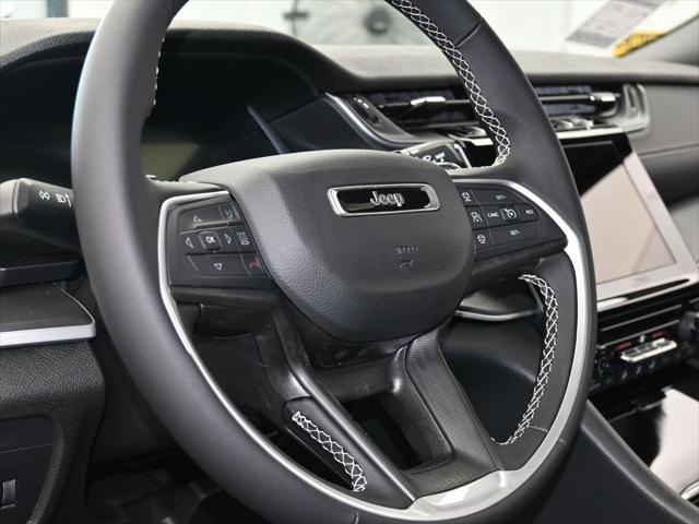 2025 Jeep Grand Cherokee GRAND CHEROKEE LAREDO X 4X2