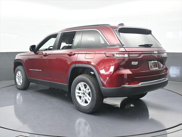 2025 Jeep Grand Cherokee GRAND CHEROKEE LAREDO 4X2