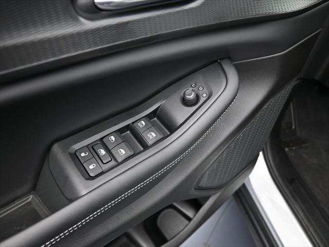 2025 Jeep Grand Cherokee GRAND CHEROKEE L LAREDO 4X2