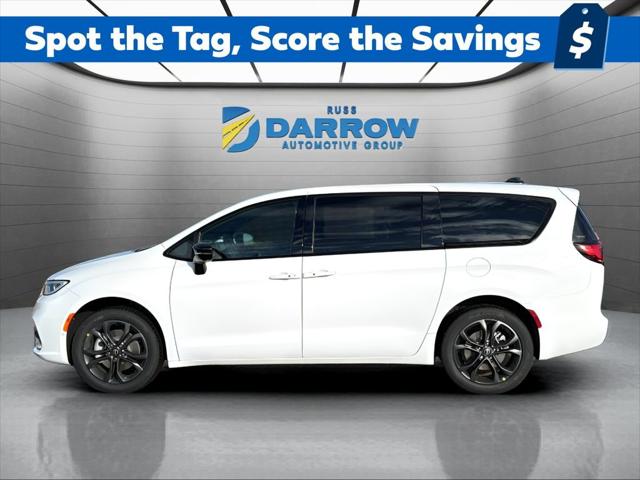 2026 Chrysler Pacifica PACIFICA SELECT AWD
