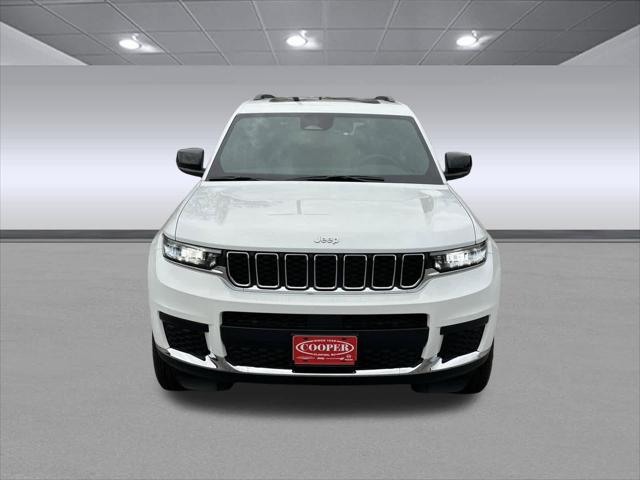 2025 Jeep Grand Cherokee GRAND CHEROKEE L LAREDO X 4X4