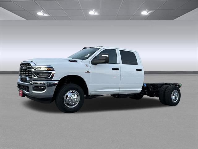 2026 RAM Ram 3500 Chassis Cab RAM 3500 TRADESMAN CREW CAB CHASSIS 4X4 60 CA