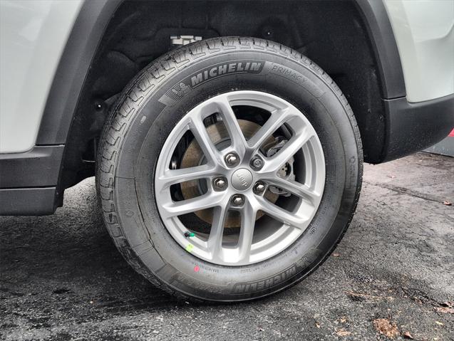 2025 Jeep Grand Cherokee GRAND CHEROKEE LAREDO X 4X4 2025 Jeep Grand Cherokee GRAND CHEROKEE LAREDO X 4X4