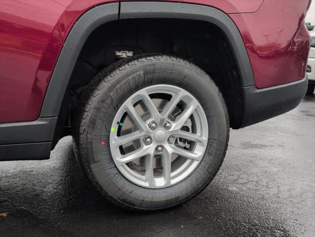 2025 Jeep Grand Cherokee GRAND CHEROKEE L LAREDO X 4X4