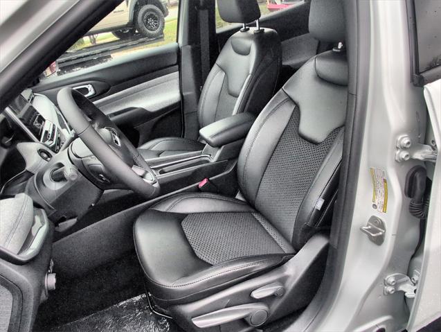 2026 Jeep Compass COMPASS LATITUDE ALTITUDE 4X4 2026 Jeep Compass COMPASS LATITUDE ALTITUDE 4X4