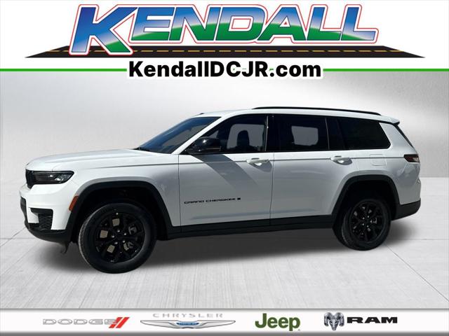 2025 Jeep Grand Cherokee GRAND CHEROKEE L ALTITUDE 4X4