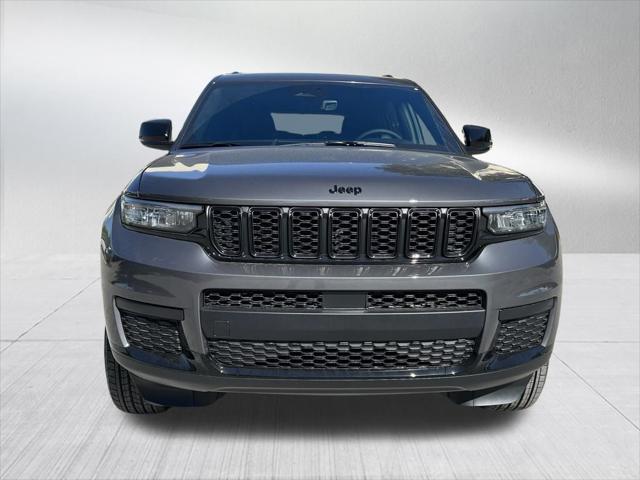 2025 Jeep Grand Cherokee GRAND CHEROKEE L ALTITUDE 4X4