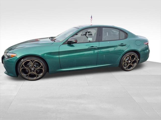 2025 Alfa Romeo Giulia GIULIA INTENSA RWD