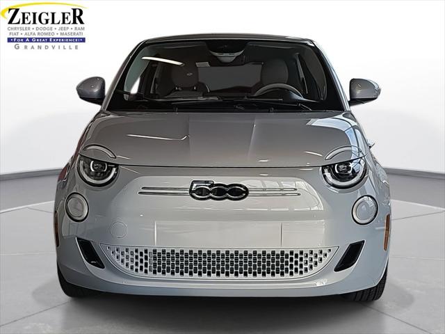 2025 Fiat FIAT 500e 500e ICONA