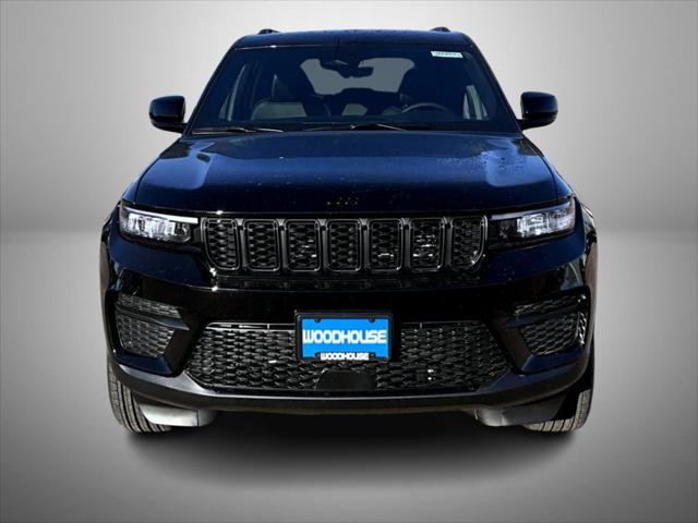 2025 Jeep Grand Cherokee GRAND CHEROKEE ALTITUDE 4X4