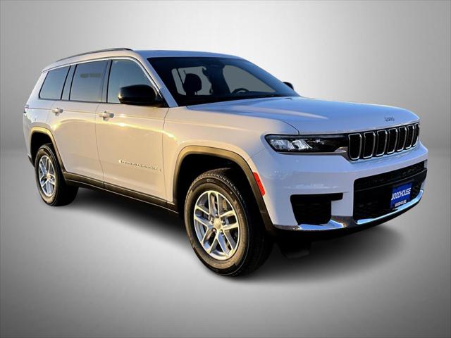 2025 Jeep Grand Cherokee GRAND CHEROKEE L LAREDO X 4X4