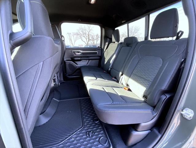 2026 Ram 1500 Big Horn Crew Cab 4x4 5'7" Box
