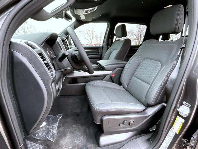 2026 Ram 1500 Big Horn Crew Cab 4x4 5'7" Box