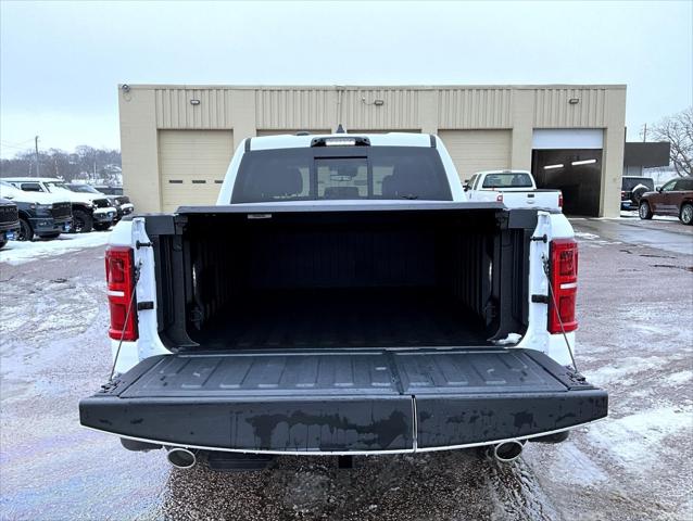 2026 Ram 1500 Tungsten Crew Cab 4x4 5'7" Box