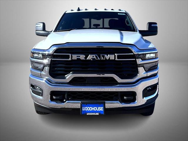 2026 RAM Ram 3500 RAM 3500 TRADESMAN CREW CAB 4X4 8 BOX