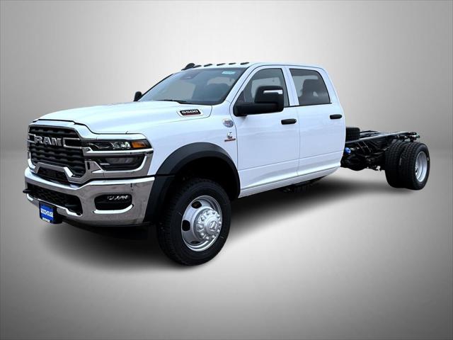 2026 RAM Ram 5500 Chassis Cab RAM 5500 TRADESMAN CHASSIS CREW CAB 4X4 84 CA
