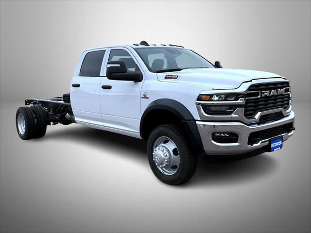 2026 RAM Ram 5500 Chassis Cab RAM 5500 TRADESMAN CHASSIS CREW CAB 4X4 84 CA
