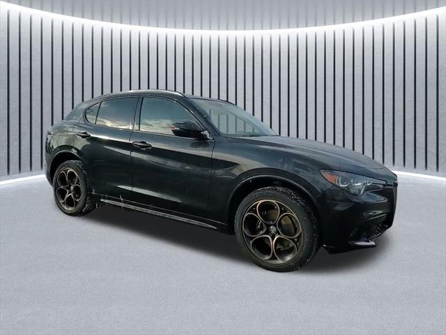 2025 Alfa Romeo Stelvio STELVIO INTENSA AWD