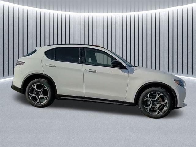 2025 Alfa Romeo Stelvio STELVIO AWD