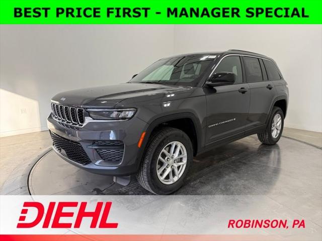 2025 Jeep Grand Cherokee GRAND CHEROKEE LAREDO X 4X4