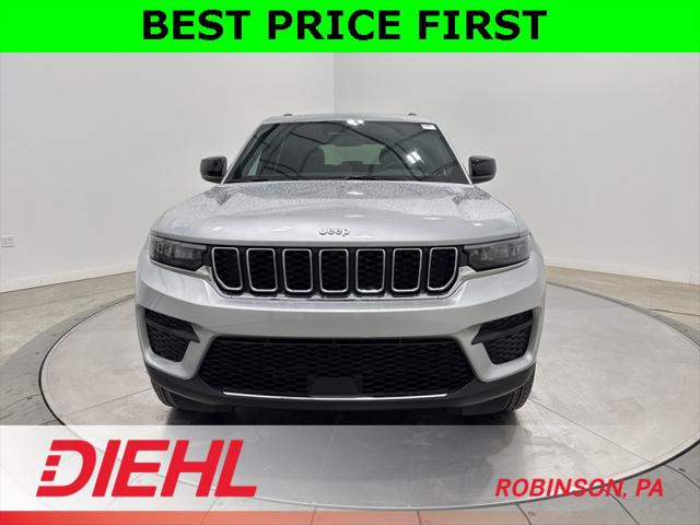 2025 Jeep Grand Cherokee GRAND CHEROKEE LAREDO X 4X4 2025 Jeep Grand Cherokee GRAND CHEROKEE LAREDO X 4X4