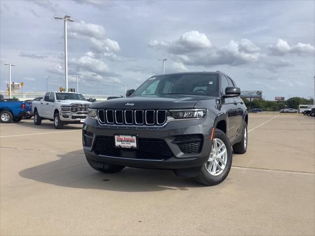 2025 Jeep Grand Cherokee GRAND CHEROKEE LAREDO X 4X2