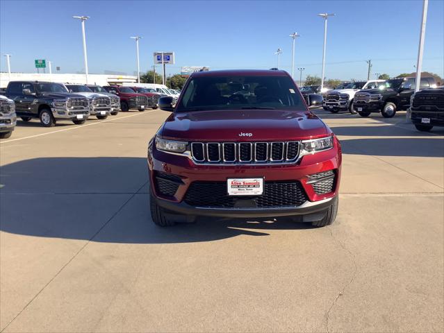 2025 Jeep Grand Cherokee GRAND CHEROKEE LAREDO X 4X2