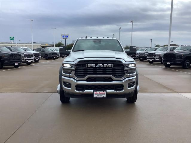 2026 RAM Ram 5500 Chassis Cab RAM 5500 TRADESMAN CHASSIS CREW CAB 4X4 84 CA