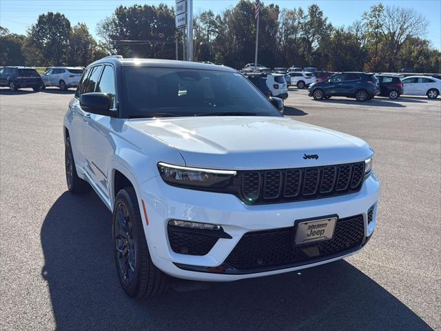 2025 Jeep Grand Cherokee GRAND CHEROKEE SUMMIT RESERVE 4X4