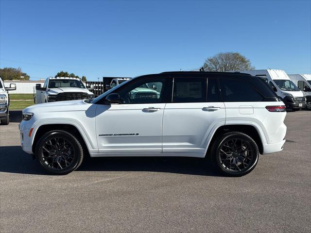 2025 Jeep Grand Cherokee GRAND CHEROKEE SUMMIT RESERVE 4X4