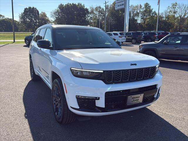 2025 Jeep Grand Cherokee GRAND CHEROKEE L SUMMIT 4X4