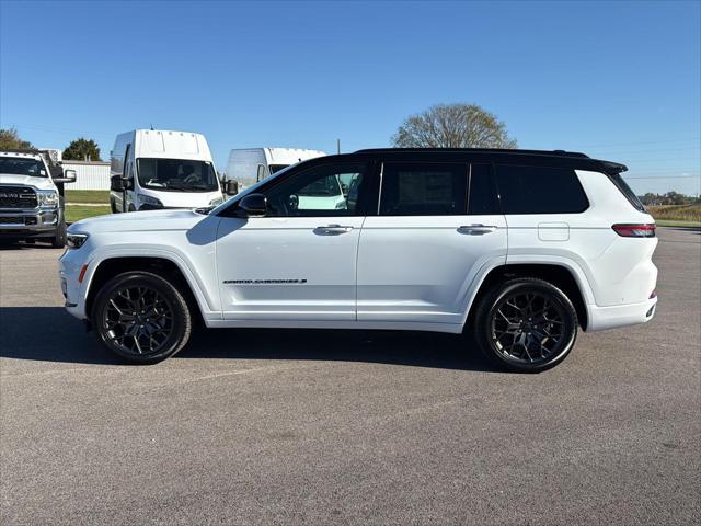 2025 Jeep Grand Cherokee GRAND CHEROKEE L SUMMIT 4X4