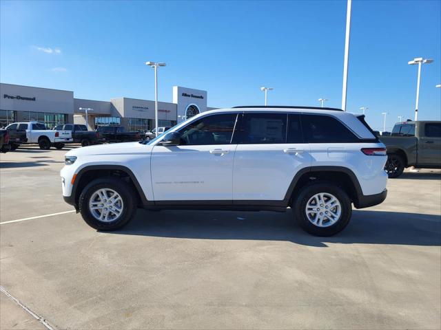 2025 Jeep Grand Cherokee GRAND CHEROKEE LAREDO 4X2